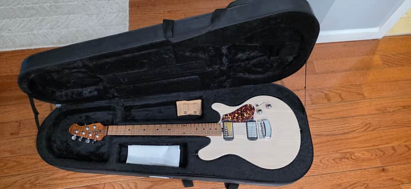 Ernie Ball Music Man James Valentine Signature HT image 1