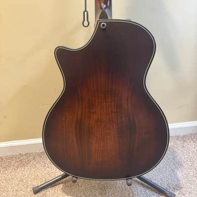 Taylor Builder's Edition 324ce 2020 - Present - Tobacco Kona Burst image 3