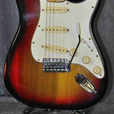 Fender Stratocaster. POPLAR body. Only 3,6 kg. 1971. 3 Tone Sunburst image 1
