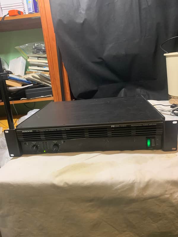 Mackie M800 FR Series 2-Channel Power Amplifier 2000 - 2005 - Dark Gray image 1