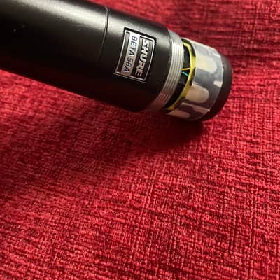 Shure BETA 58A with RK323G Black Replacement Grille image 8