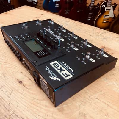 Fractal Audio FX8 Mark II Multi-FX Unit w/Cables image 4