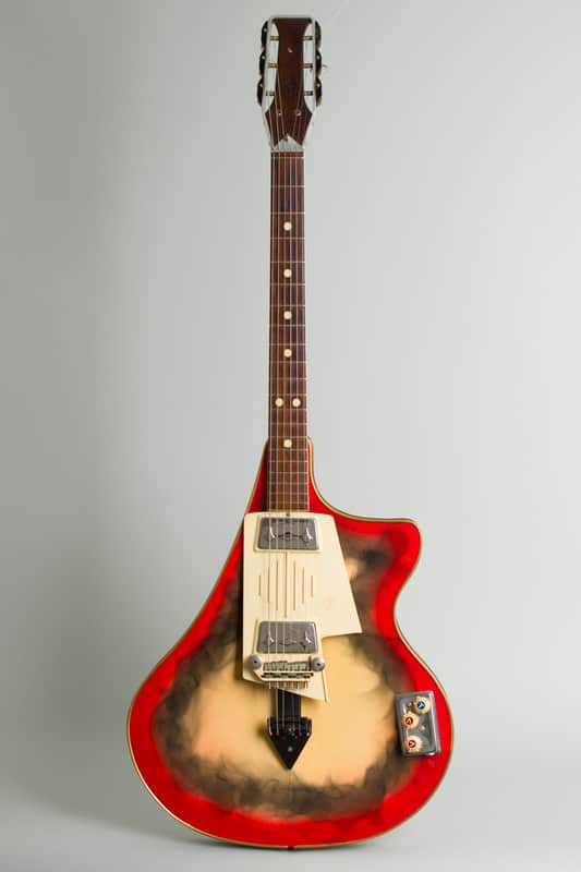 Immagine Wandre Selene II Semi-Hollow Body Electric Guitar (1962), black hard shell case. - 1