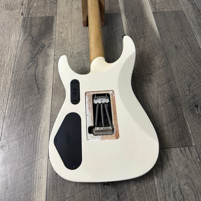 Charvel Desolation Soloist DX-1 FR 2011 - 2014 - Snow White image 7