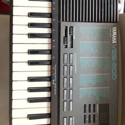 Yamaha VSS200 1988 - Black image 2