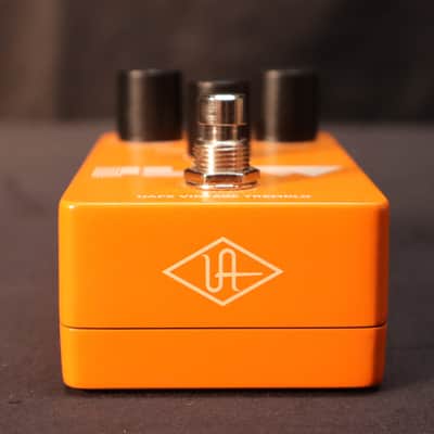 Universal Audio Flow Vintage Tremolo 2023 - Present - Orange image 7