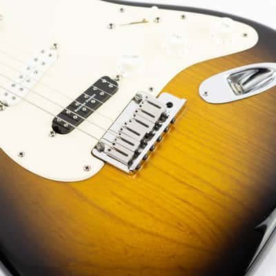 Fender 50th Anniversary American Series Stratocaster 2004 2-Colour Sunburst image 8