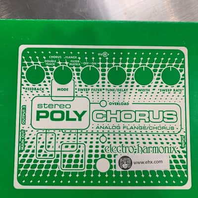 Mint Electro-Harmonix Stereo Poly Chorus Polychorus Analog / Chorus / Flanger / Slapback Echo 2011 - 2023 - Green image 5