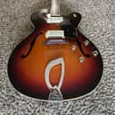 Guild Newark St. Collection X-175 Manhattan with original hard shell case
