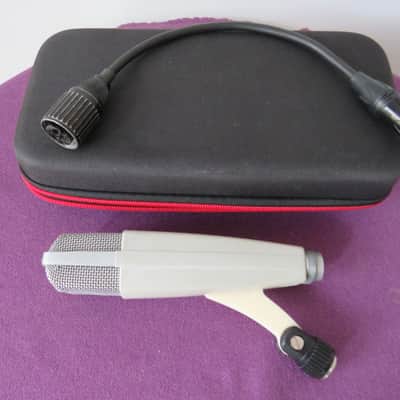 Sennheiser MD 421-2 Cardioid Dynamic Microphone Bild 2