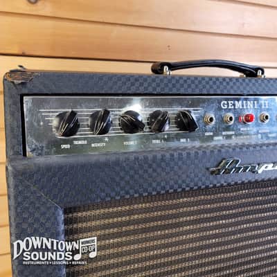 1967 Ampeg G-15 Gemini II 2-Channel 30-Watt 1x15" Guitar Combo image 4