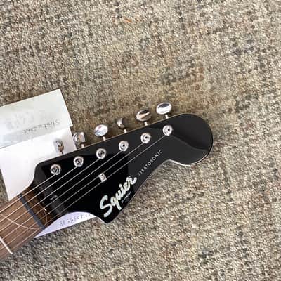 Squier Paranormal Strat-O-Sonic in Crimson Red Transparent image 6