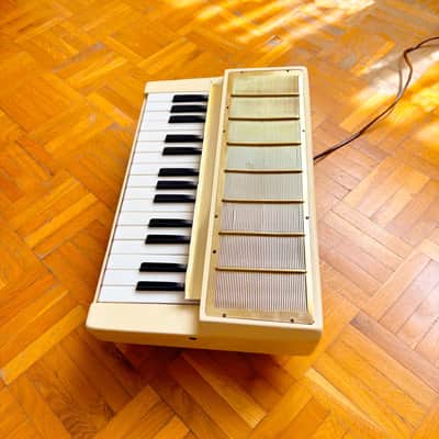 Hohner Organetta 3 - Portable Armonio and Organ from 1950s fully working! Ivory and Gold edition! Made in Germany! image 20