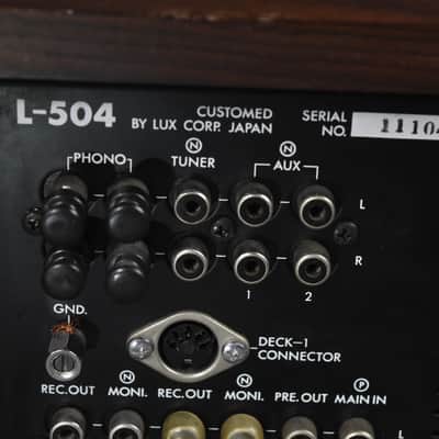 Luxman L-504 Solid State Stereo Integrated Amplifier in Very Good