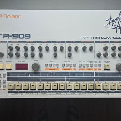 Roland TR-909 Rhythm Composer 1983 - 1985 - White Jeff Mills
