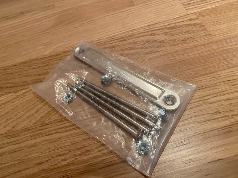 Fender 099-0911-000 Pure Vintage Medium Amplifier Chassis Straps 2020 image 1