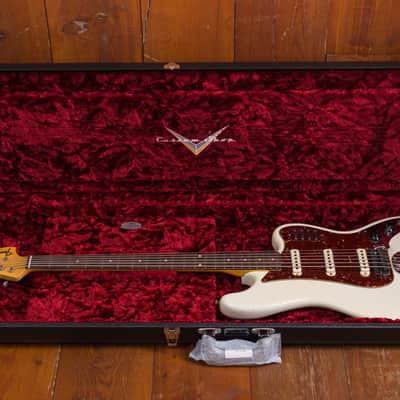 Fender Bass VI Custom Shop Journeyman Relic 2018 - Olympic White image 16