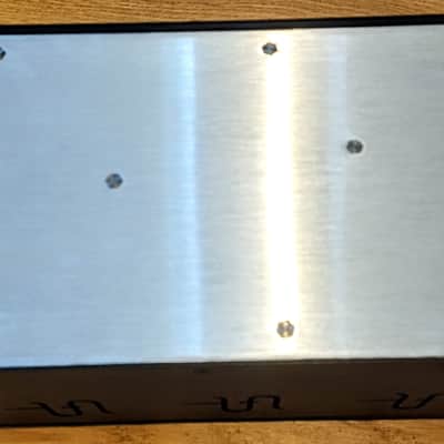 Universal Audio SOLO/610 Tube Mic Preamp & DI 2023 – Excellent, Original Box image 7