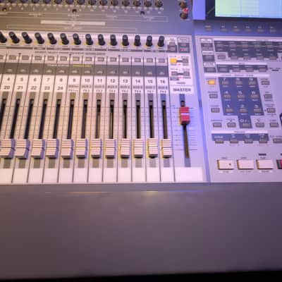 Roland VS-2480DVD w/ 3xVS8F-2 & 1xVS8F3 Cards+ Mouse & Keyboard image 7
