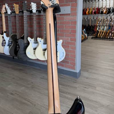 Squier Vintage Modified Jaguar Bass Special 2011 - 2018 - 3-Color Sunburst image 10