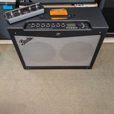 Fender Mustang IV image 2