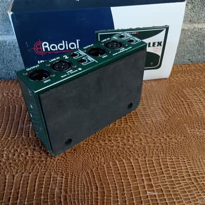 Radial JDI Duplex Jensen-equipped 2-channel Passive Instrument Direct Box - Green image 5