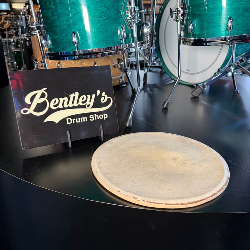 Vintage 14" Calf Head (Rm3) image 1