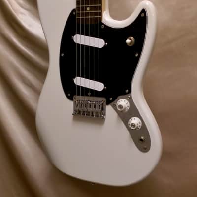 Replacement pickguard for Squier Bullet or Sonic Mustang convert to single coils image 2