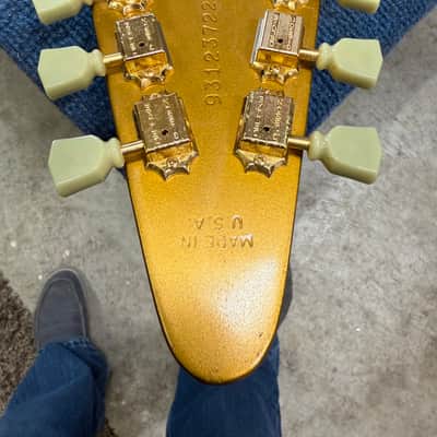 1993 Gibson Ltd Ed Flying V - #20 of 50 - Cadillac Gold image 13