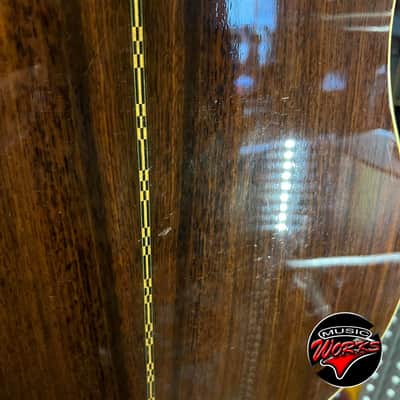 Gibson   Dove Artist Cutaway image 11