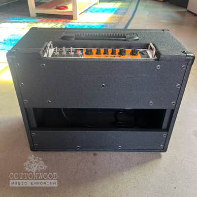 Orange Rocker 32 2-10" 30W Guitar Amplifier image 6
