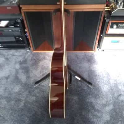 santa cruz om 12 string 2023 - sunburst image 4