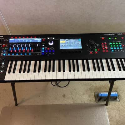 Yamaha Montage M6 61-Key Synthesizer 2023 - Present - Black