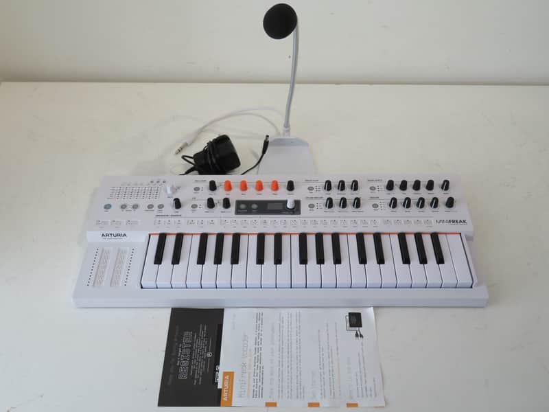 Arturia MiniFreak Vocoder Edition 6-Voice Polyphonic Hybrid Synthesiser image 1