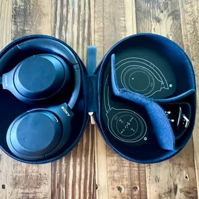 SONY - WH1000XM4 Wireless Noise-Cancelling Over-the-Ear Headphones Midnight Blue image 1