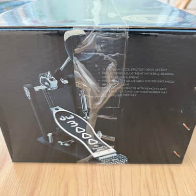 DW 3000 Series single bass drum pedal - new unopened box image 3