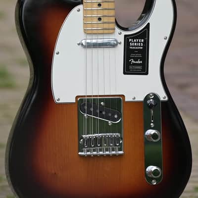 Fender Player Telecaster, Maple Fingerboard - 3-Color Sunburst(1) image 1