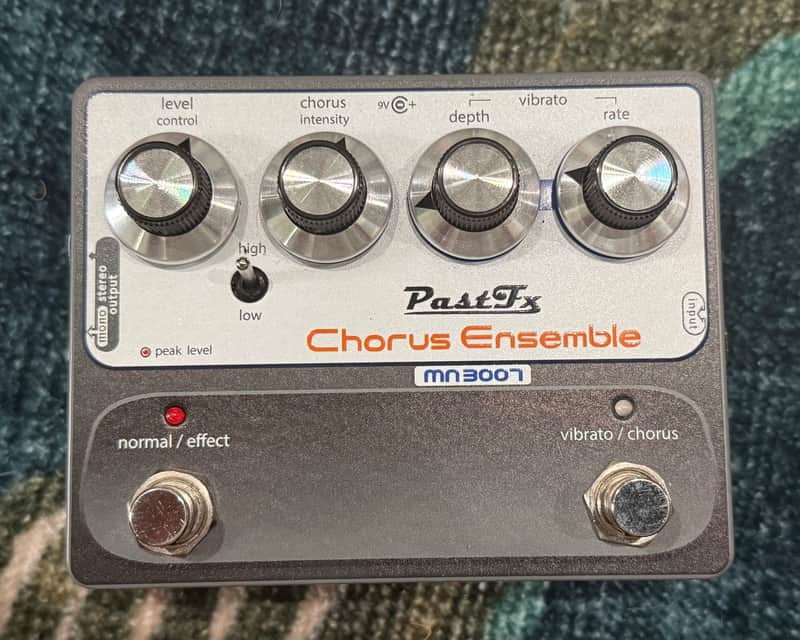 PastFx Chorus Ensemble MN3007 2021 - Present - Black / Grey image 1