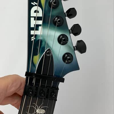 ESP LTD KH-WZ Kirk Hammett White Zombie Black Electric Guitar + Tombstone Case B-Stock - Korea image 11