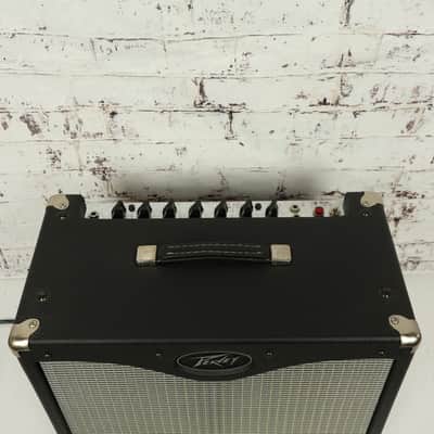 Peavey Classic 30 1x12" 30-Watt All-Tube Guitar Combo Amp image 2
