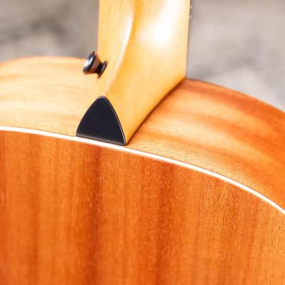 Taylor GS Mini-e Mahogany Acoustic/Electric Guitar with GS Mini Hard Bag image 9