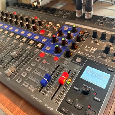 Zoom LiveTrak L-12 Digital Mixer / Recorder 2010s - Grey / Blue image 3
