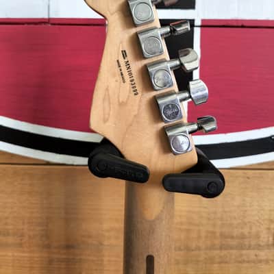 Fender Road Worn Stratocaster PLAY HSS Inca Silver con gigbag tweed image 8