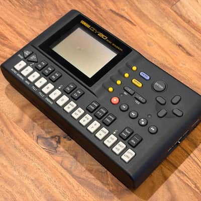Yamaha QY20 Music Sequencer QY20 1992 image 4