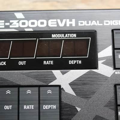 BOSS SDE-3000 Eddie Van Halen Dual Digital Delay image 4