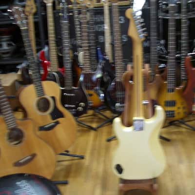 Fender Contemporary Series Stratocaster Deluxe HSS 1985 - 1987 - Frost White image 4