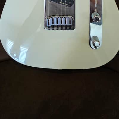 Fender Deluxe Nashville Telecaster with Maple Fretboard 2017 - 2021 White Blonde image 2