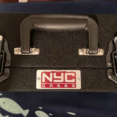 NYC Pedalboards Lunchbox Pedalboard image 1
