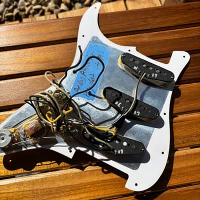 MJT Relic Strat Pickguard w Mojotone Premium Historic Wiring Harmess & Fender Vintage Style Pickups image 4