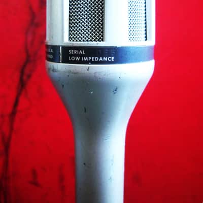 Vintage 1980's Shure SM59 dynamic cardioid microphone USA w mic clip & pouch Low Z SM58 SM54 SM53 image 9